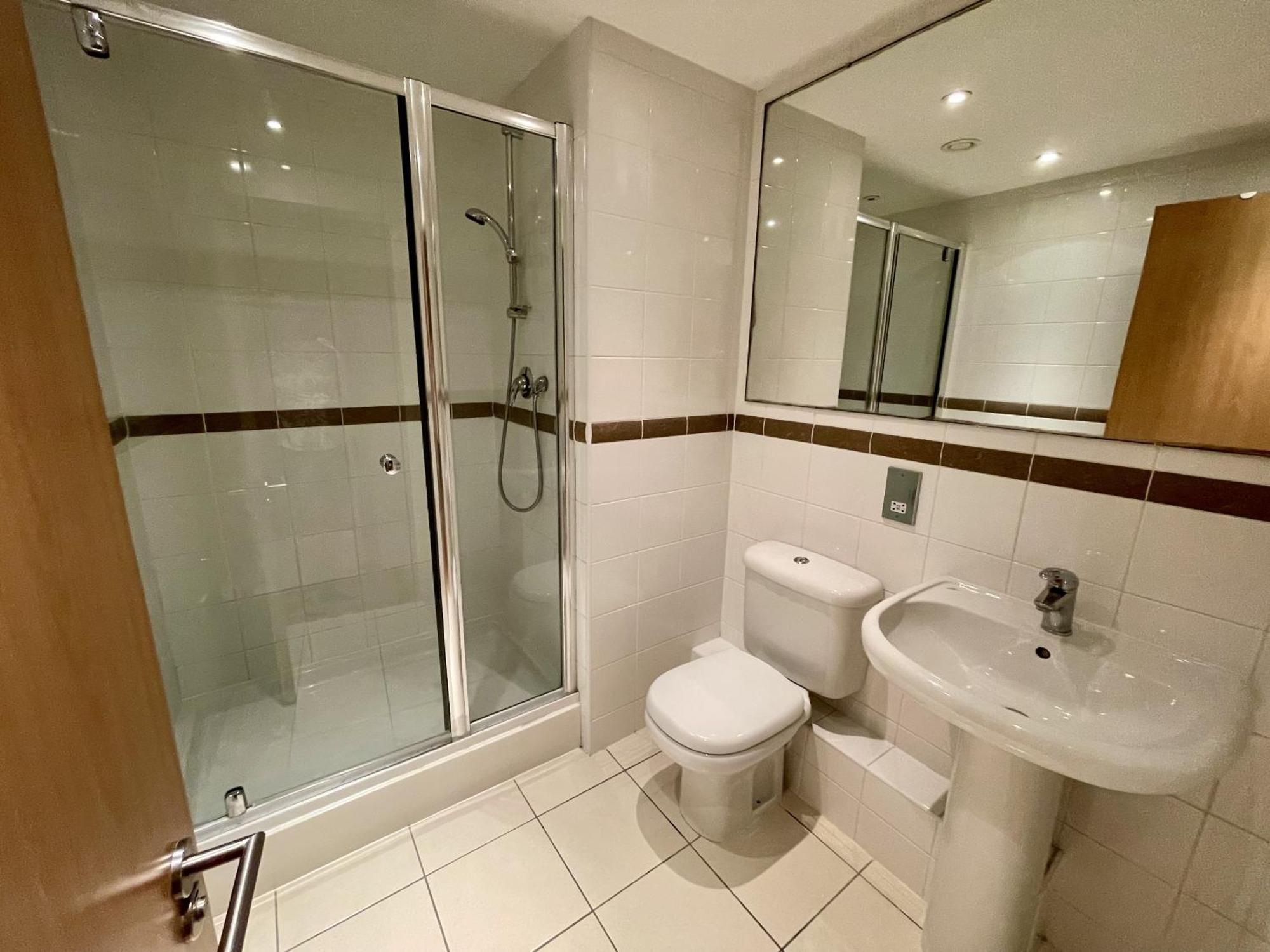 Stunning 2-Bed Town Centre Apartment - Hosted By Hutch Lifestyle Leamington Spa Eksteriør billede