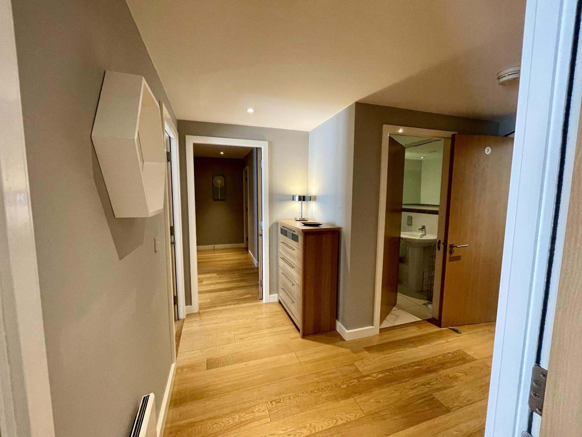 Stunning 2-Bed Town Centre Apartment - Hosted By Hutch Lifestyle Leamington Spa Eksteriør billede